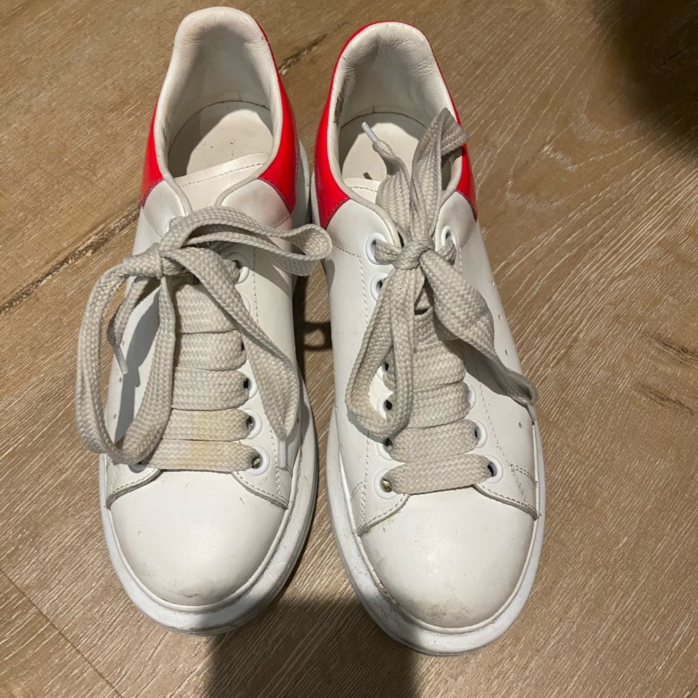 Alexander McQueen oversized sneaker sz 38